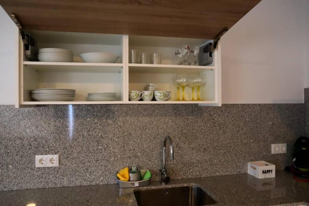 Apartamento Cata サンティアゴ・デ・コンポステーラ エクステリア 写真